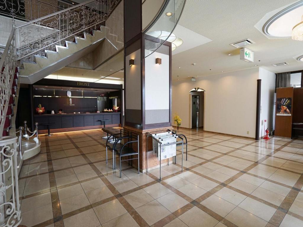 Neyagawa Trend Hotel Ōsaka Exterior foto